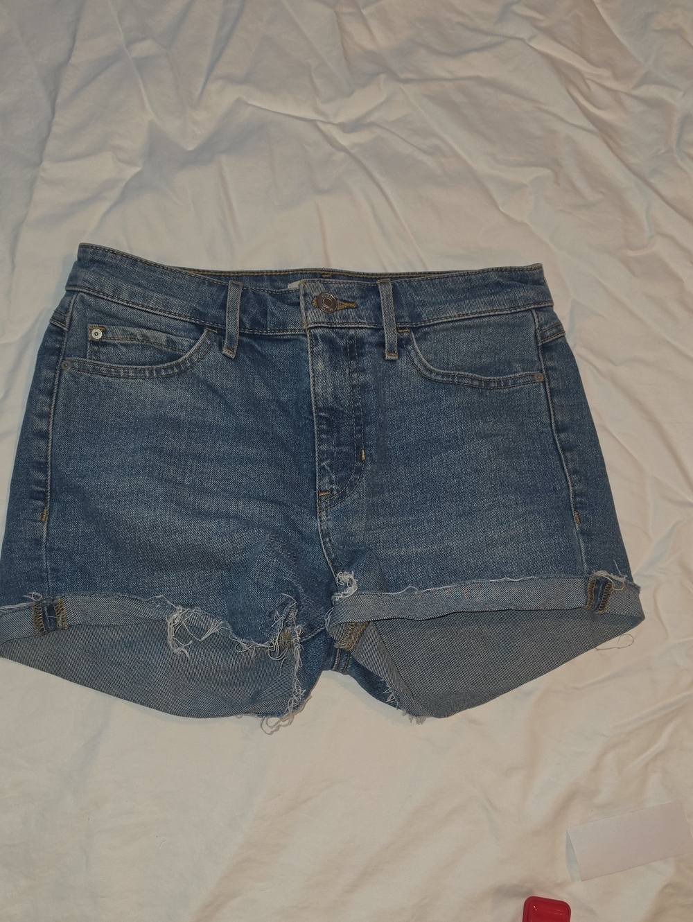 GUESS Blue Denim Rolled-Hem Jean Shorts 28